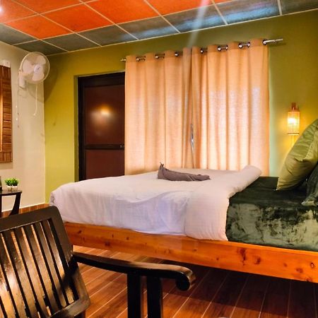 Hotel The Alpine Vista Almora Exterior foto